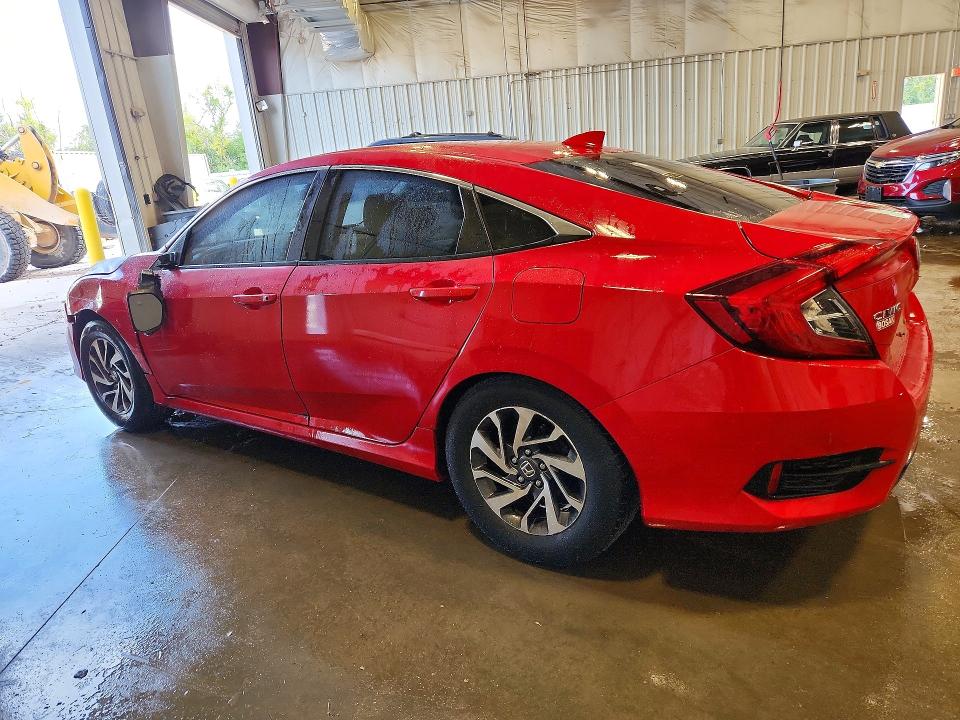 67533596 :رقم المزاد ، 2HGFC2F74HH561442 vin ، 2017 Honda Civic مزاد بيع