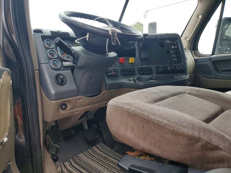 Продаж на аукціоні авто 2016 Freightliner Cascadia 125, vin: 3AKJGLD57GSHB9922, номер лоту: 67604946