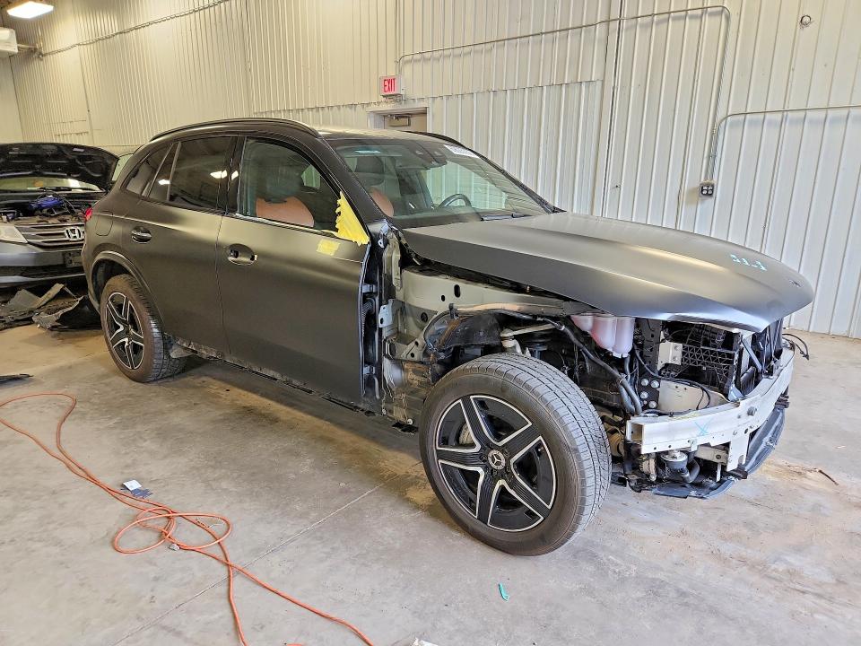 69035736 :رقم المزاد ، W1NKM4HB1SF255131 vin ، 2025 Mercedes-benz Glc مزاد بيع