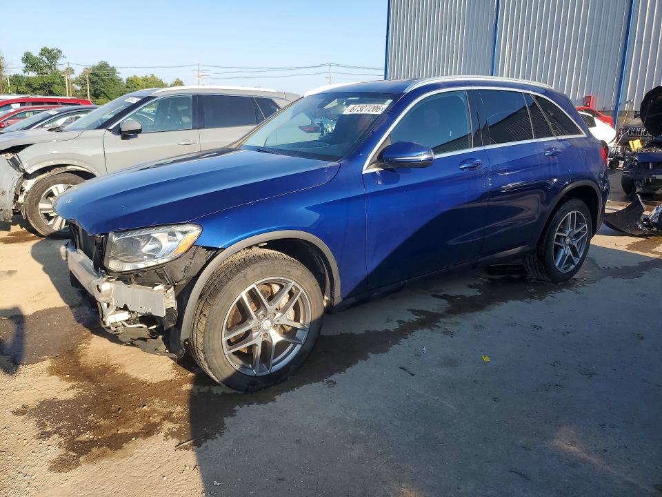 67327206 :رقم المزاد ، WDC0G4KB7HF117904 vin ، 2017 Mercedes-benz Glc مزاد بيع