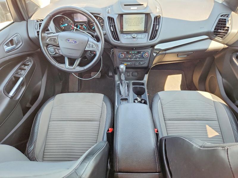 67669276 :رقم المزاد ، 1FMCU0GD7HUE44096 vin ، 2017 Ford Escape مزاد بيع