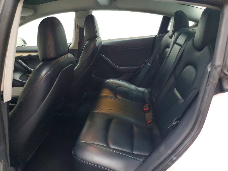 68101936 :رقم المزاد ، 5YJ3E1EA2NF371126 vin ، 2022 Tesla Model 3 مزاد بيع