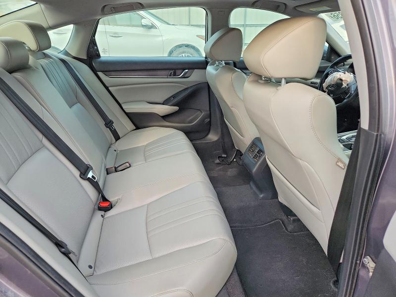 69192856 :رقم المزاد ، 1HGCV2F90JA025039 vin ، 2018 Honda Accord مزاد بيع