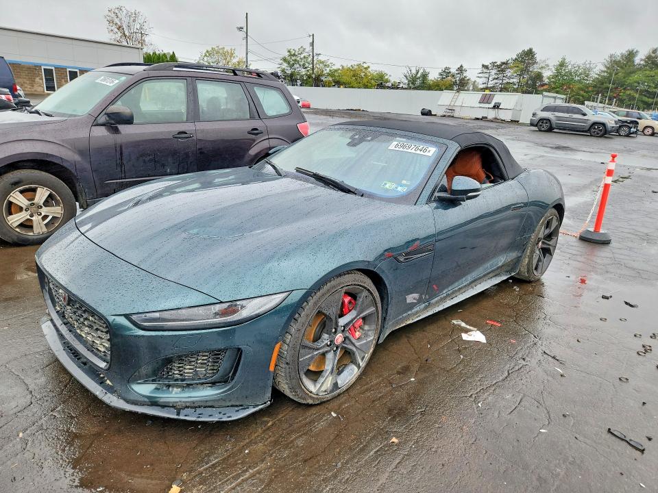 69697646 :رقم المزاد ، SAJD85FV1MCK72993 vin ، 2021 Jaguar F-type مزاد بيع