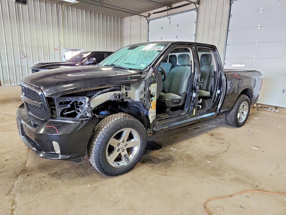 Auction sale of the 2017 Ram 1500, vin: 1C6RR7FG7HS631555, lot number: 70482386