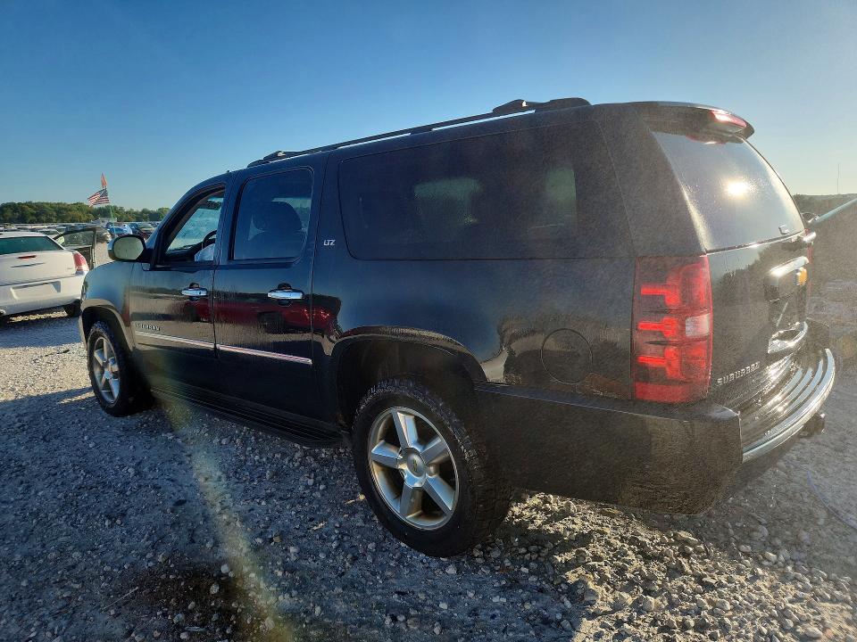 68644736 :رقم المزاد ، 1GNSKKE78CR320534 vin ، 2012 Chevrolet Suburban مزاد بيع