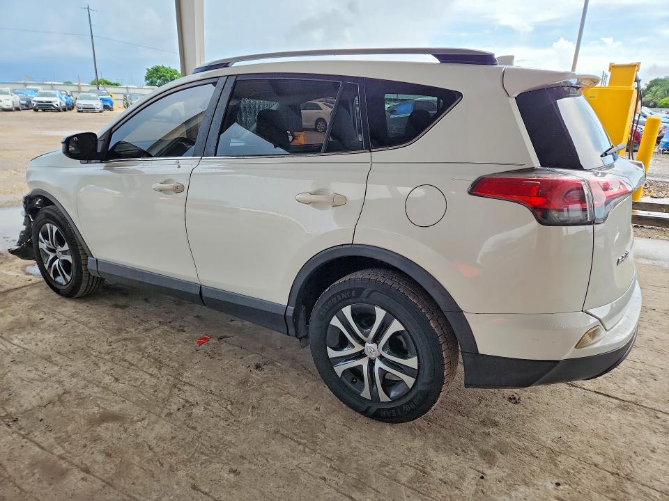 Продажа на аукционе авто 2017 Toyota Rav4, vin: JTMZFREV2HJ703118, номер лота: 68606956