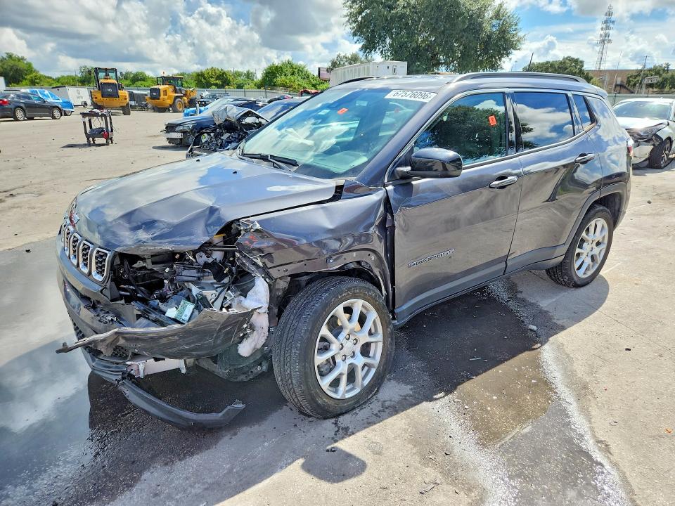 2024 Jeep Compass მანქანა იყიდება აუქციონზე, vin: 3C4NJDFN4RT158239, აუქციონის ნომერი: 67576096