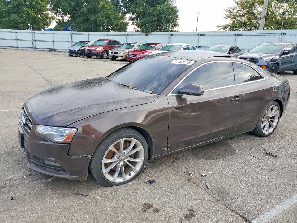 Продажа на аукционе авто 2013 Audi A5, vin: WAULFAFR7DA042301, номер лота: 71163556
