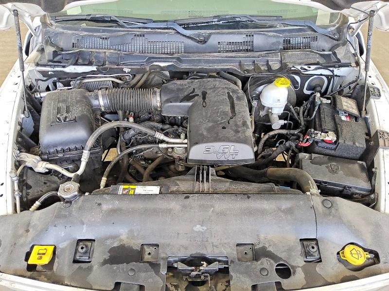 67490326 :رقم المزاد ، 1C6RR6FG6LS158394 vin ، 2020 Ram 1500 Classic مزاد بيع