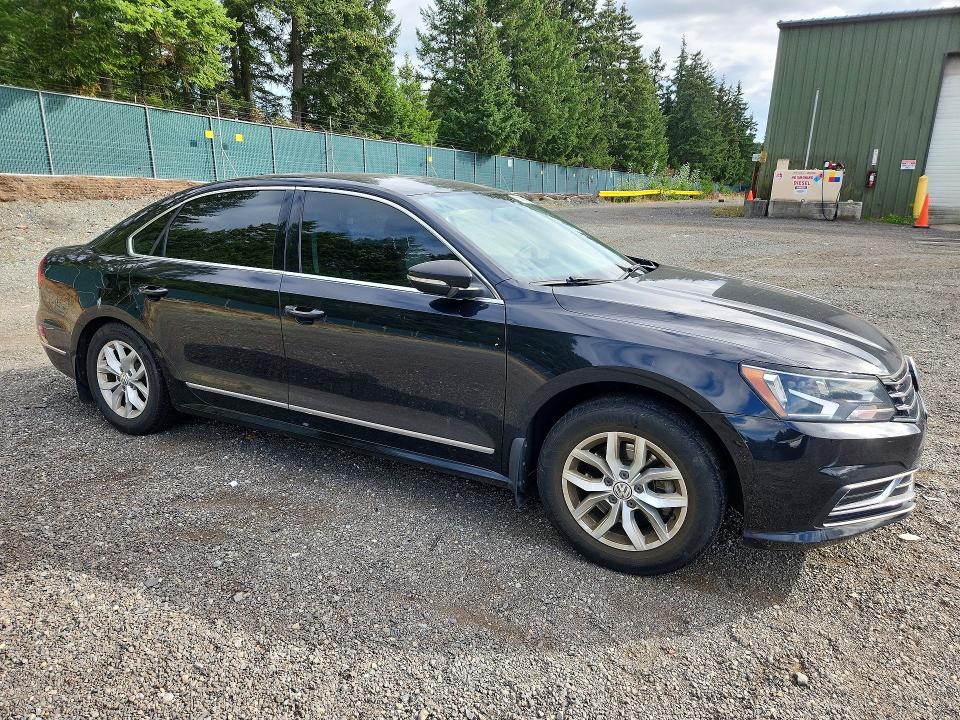 Продажа на аукционе авто 2017 Volkswagen Passat, vin: 1VWAT7A3XHC008448, номер лота: 69997536