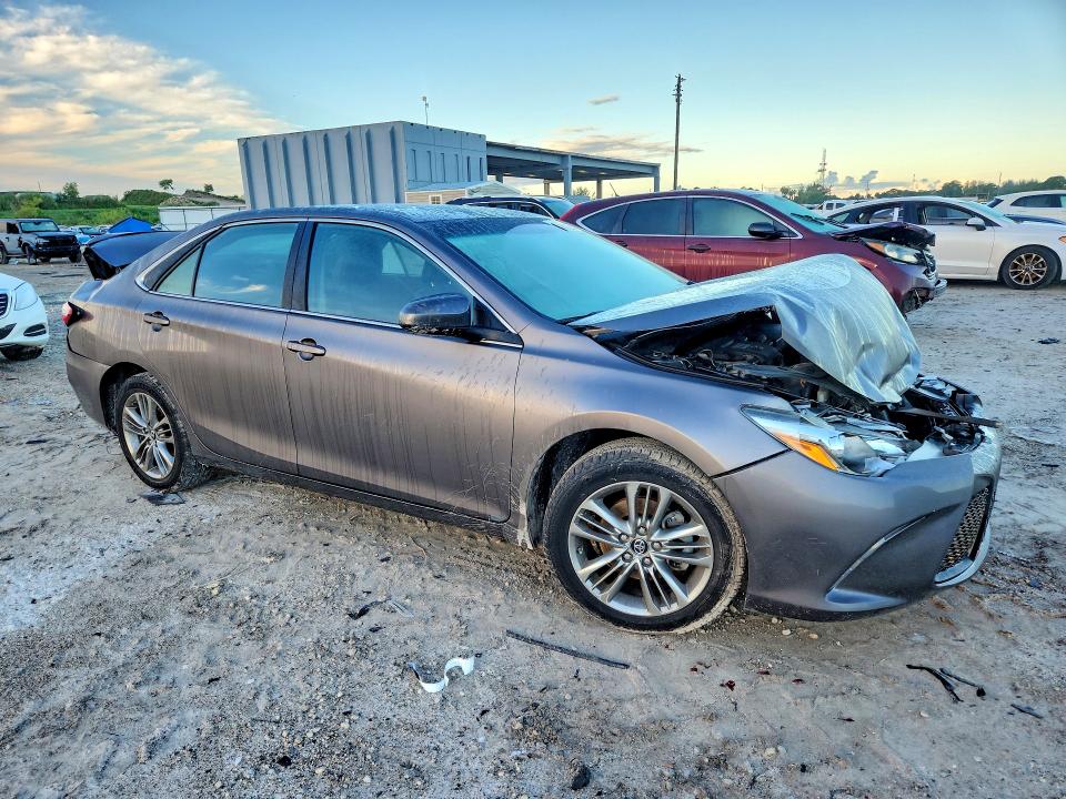 Aukcja sprzedaży 2017 Toyota Camry, vin: 4T1BF1FK5HU724322, numer aukcji: 68872176