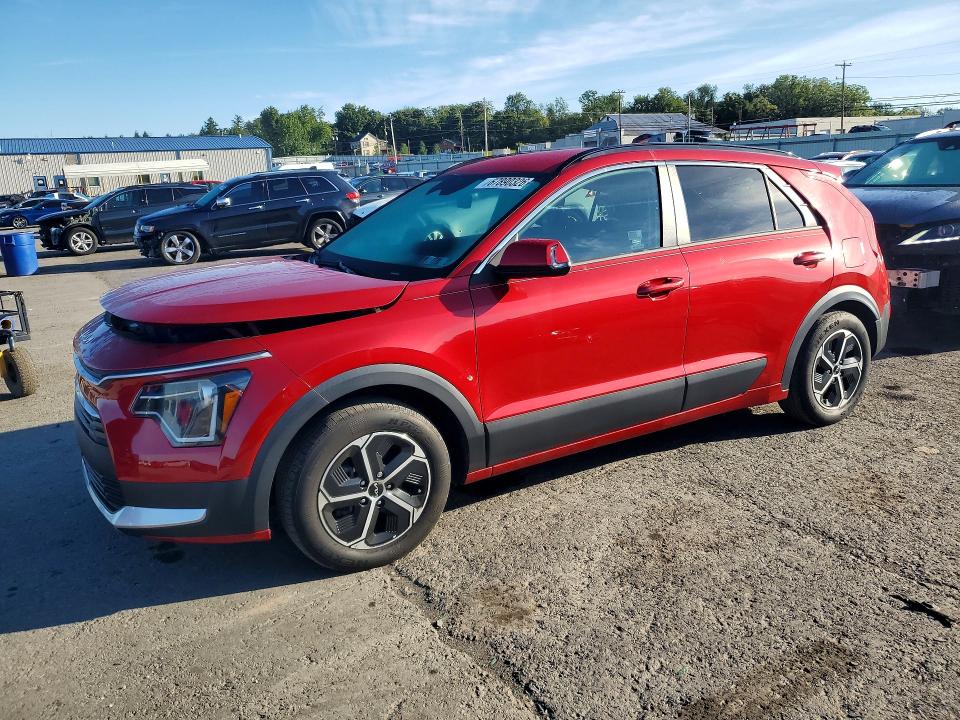 67890326 :رقم المزاد ، KNDCR3LE9P5085140 vin ، 2023 Kia Niro مزاد بيع