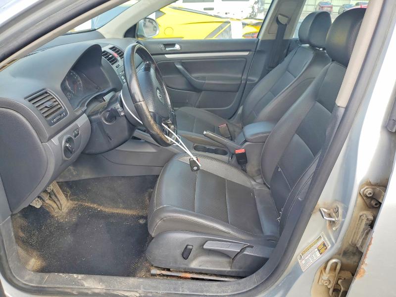 2008 Volkswagen Jetta მანქანა იყიდება აუქციონზე, vin: 3VWRM71K18M018484, აუქციონის ნომერი: 69353616