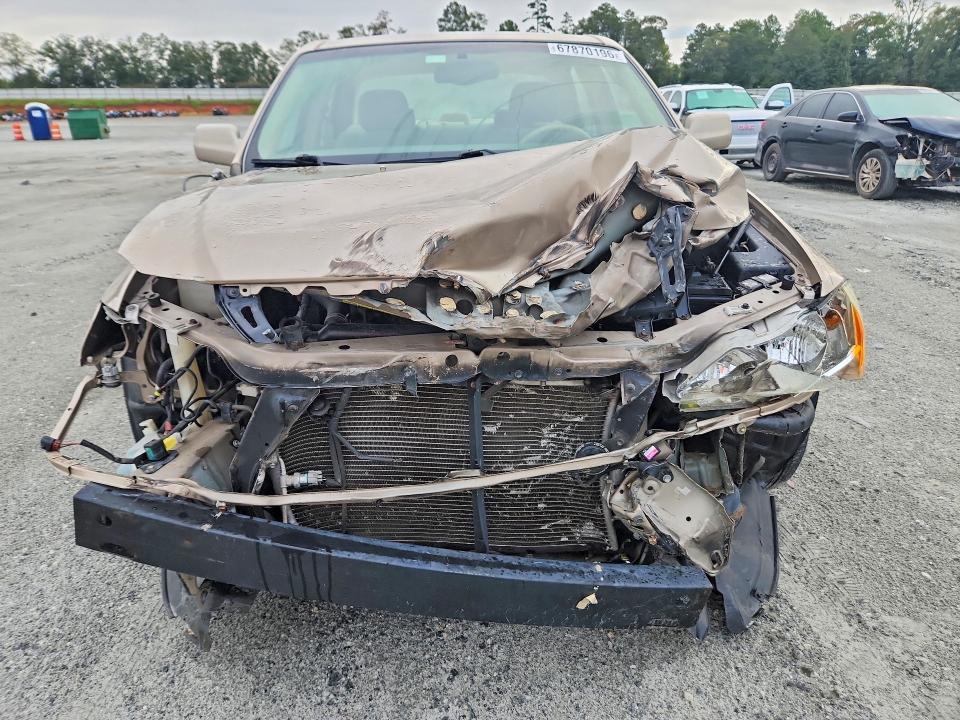 67870196 :رقم المزاد ، 4T1BF28B22U204931 vin ، 2002 Toyota Avalon مزاد بيع