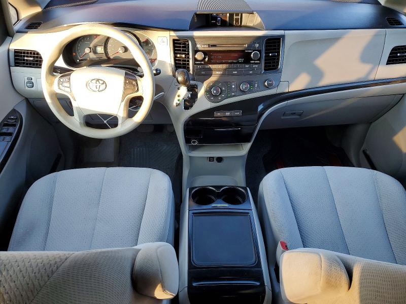 67455346 :رقم المزاد ، 5TDKK3DCXCS207974 vin ، 2012 Toyota Sienna مزاد بيع