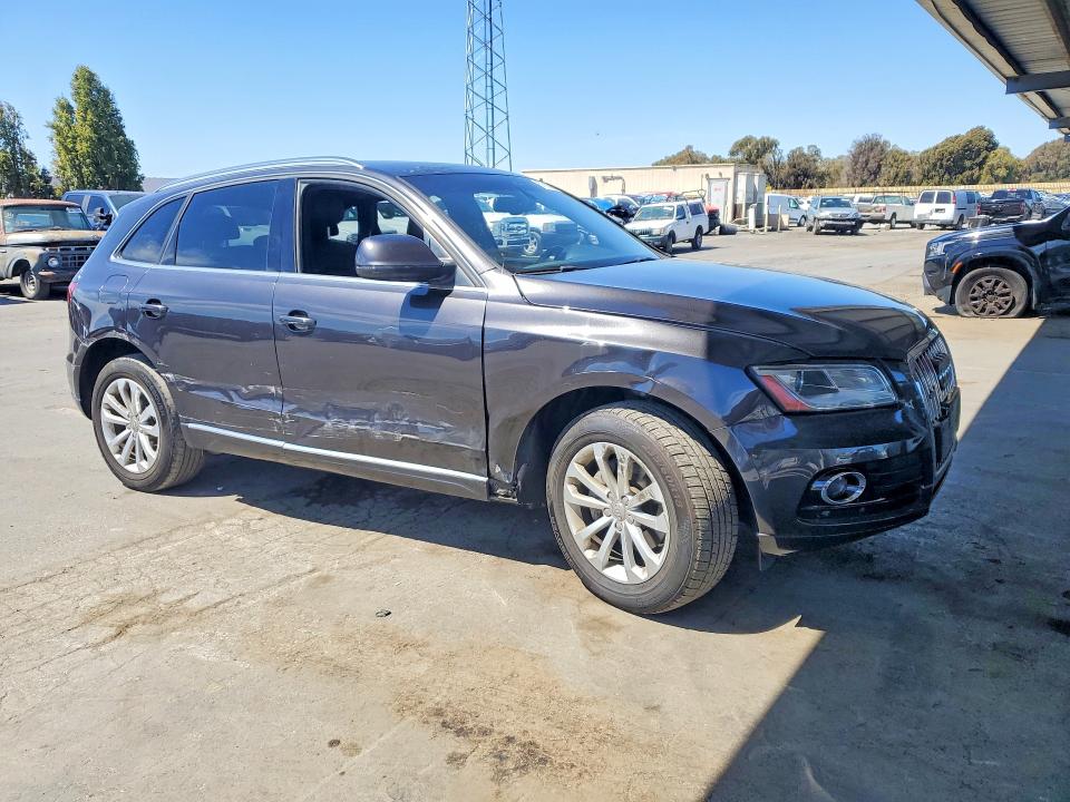 2014 Audi Q5 მანქანა იყიდება აუქციონზე, vin: WA1LFAFP8EA108190, აუქციონის ნომერი: 67816866