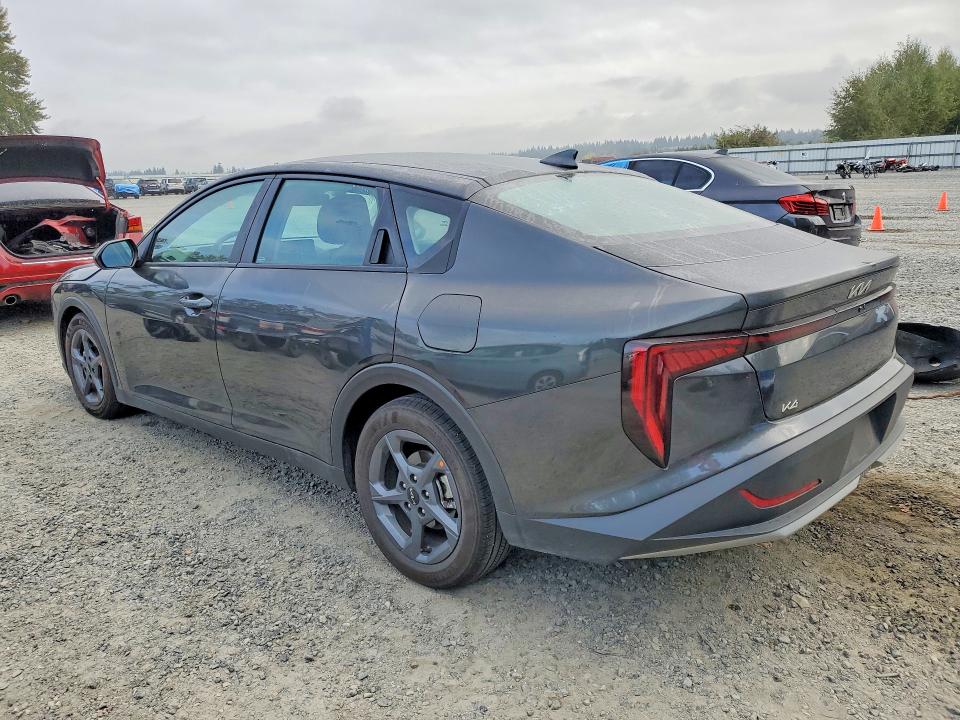 2026 Kia K4 მანქანა იყიდება აუქციონზე, vin: 3KPFT4DE7TE349733, აუქციონის ნომერი: 70192206