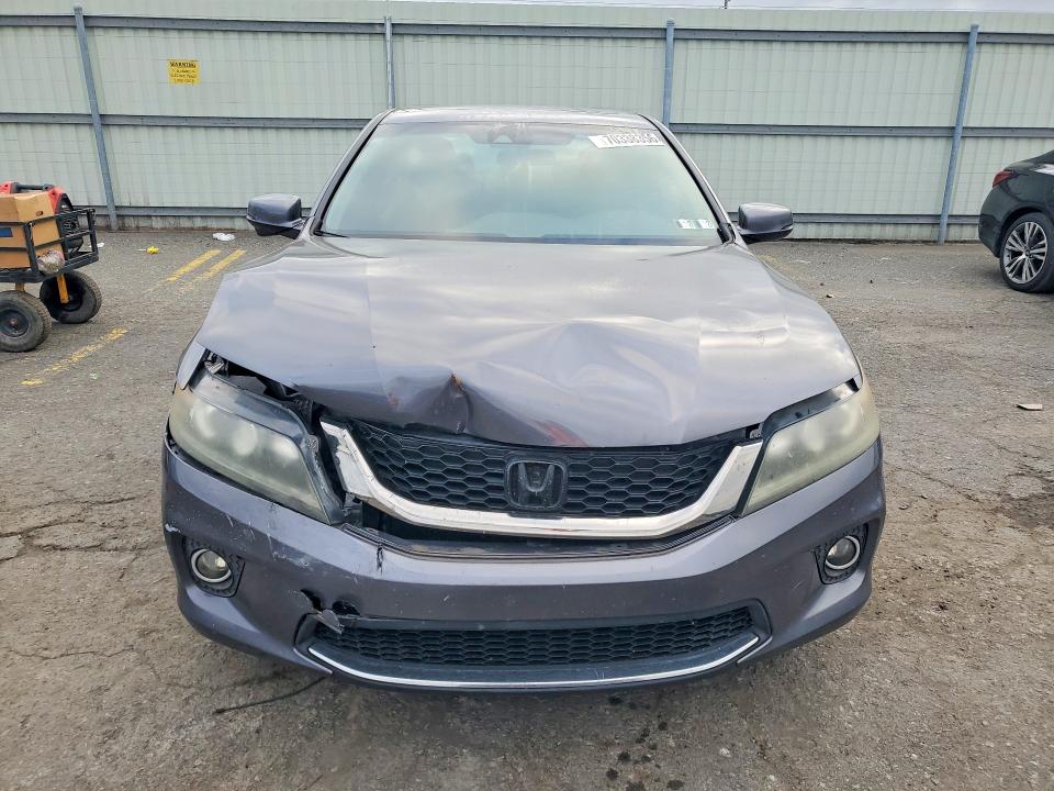 70338356 :رقم المزاد ، 1HGCT2B8XDA000897 vin ، 2013 Honda Accord مزاد بيع
