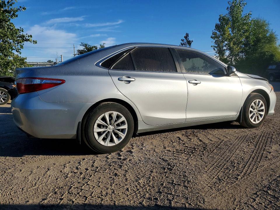 69947556 :رقم المزاد ، 4T1BF1FK8GU231832 vin ، 2016 Toyota Camry مزاد بيع