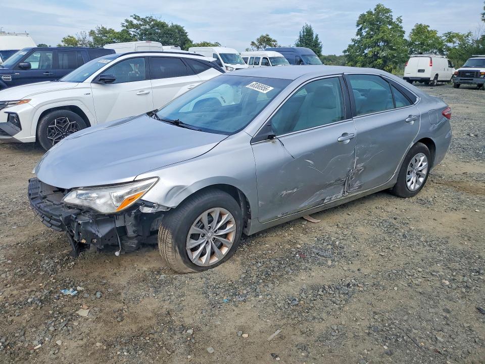 2017 Toyota Camry მანქანა იყიდება აუქციონზე, vin: 4T1BF1FK0HU755283, აუქციონის ნომერი: 68368956