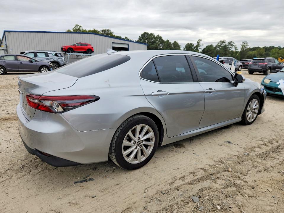 Продажа на аукционе авто 2023 Toyota Camry, vin: 4T1R11AK6PU756456, номер лота: 70429646