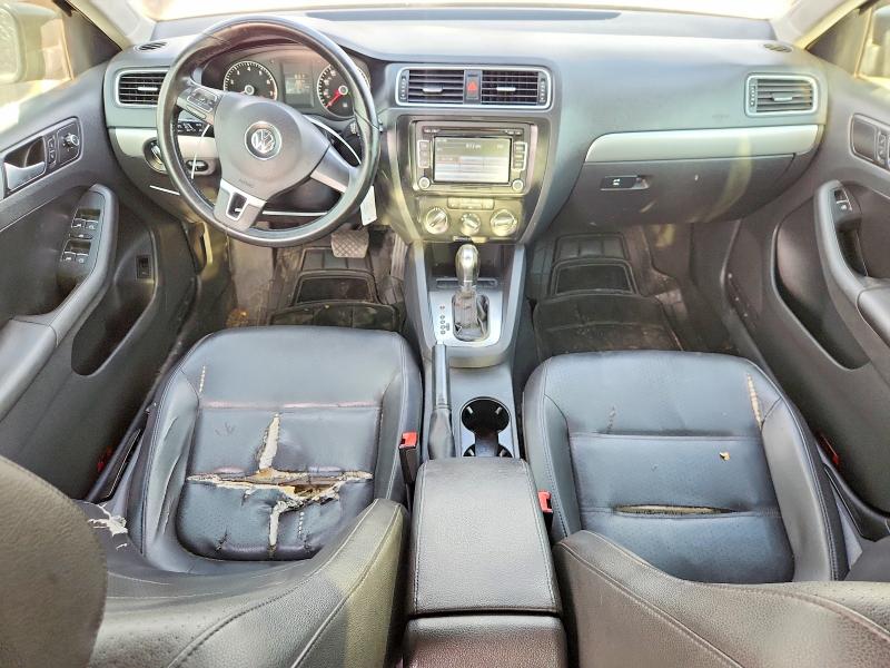 67775816 :رقم المزاد ، 3VWDP7AJ0DM450874 vin ، 2013 Volkswagen Jetta مزاد بيع