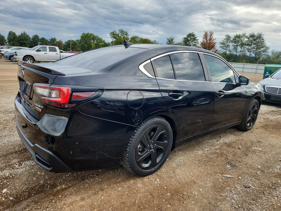 Auction sale of the 2021 Subaru Legacy, vin: 4S3BWAH67M3009465, lot number: 69143636