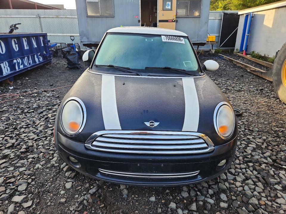 70666896 :رقم المزاد ، WMWMF33558TT62860 vin ، 2008 Mini Cooper مزاد بيع