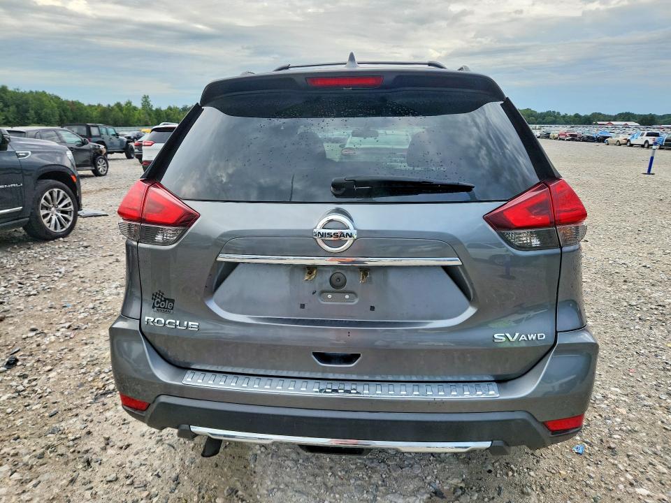 2017 Nissan Rogue მანქანა იყიდება აუქციონზე, vin: 5N1AT2MV1HC871394, აუქციონის ნომერი: 68597376