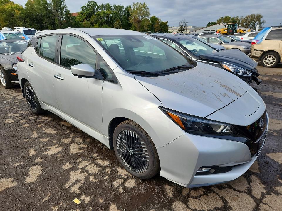 70046866 :رقم المزاد ، 1N4CZ1CV8SC550618 vin ، 2025 Nissan Leaf مزاد بيع