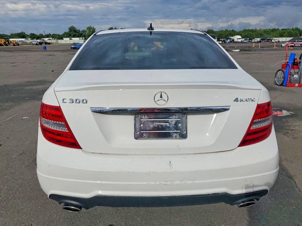 Продажа на аукционе авто 2014 Mercedes-benz C, vin: WDDGF8ABXEG244982, номер лота: 66634476