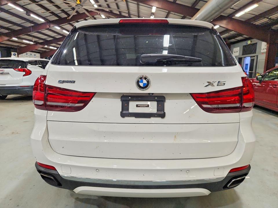 66560916 :رقم المزاد ، 5UXKT0C58G0F74560 vin ، 2016 Bmw X5 مزاد بيع