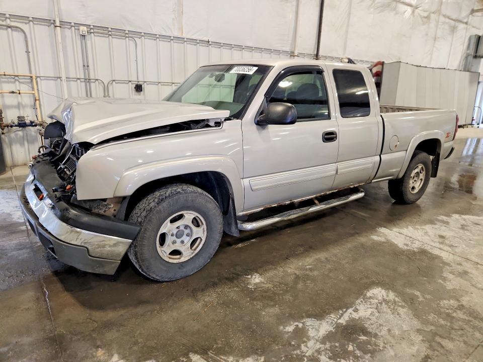 Продаж на аукціоні авто 2004 Chevrolet Silverado, vin: 2GCEK19T541213927, номер лоту: 70036256