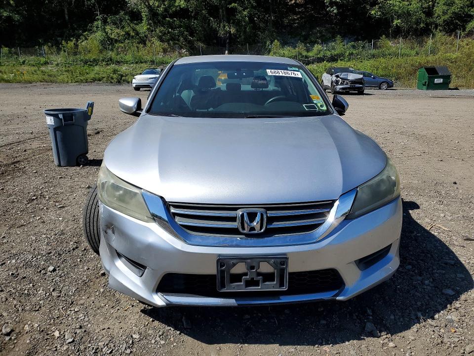 2013 Honda Accord მანქანა იყიდება აუქციონზე, vin: 1HGCR2F3XDA022718, აუქციონის ნომერი: 68818676
