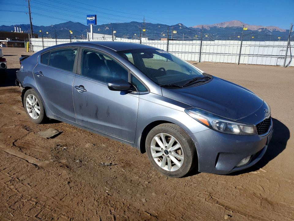 67254126 :رقم المزاد ، 3KPFL4A73HE140437 vin ، 2017 Kia Forte مزاد بيع