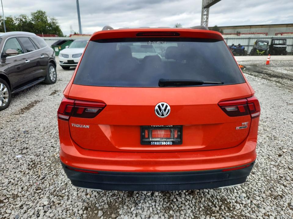 Продаж на аукціоні авто 2018 Volkswagen Tiguan, vin: 3VV0B7AX5JM132122, номер лоту: 69881476