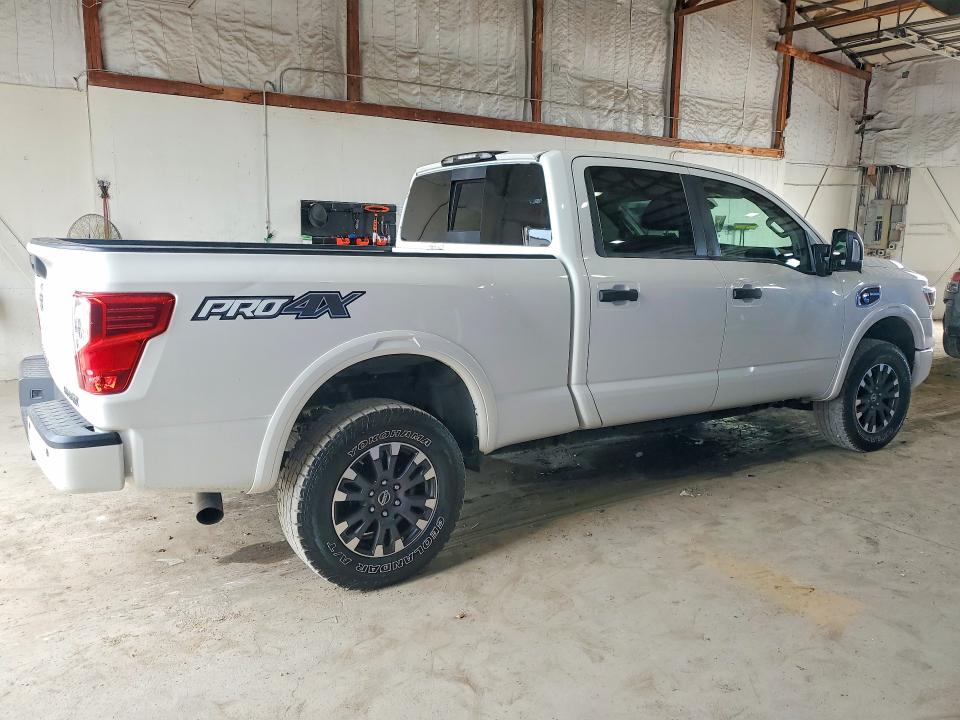 69824536 :رقم المزاد ، 1N6BA1F45KN507341 vin ، 2019 Nissan Titan Xd مزاد بيع