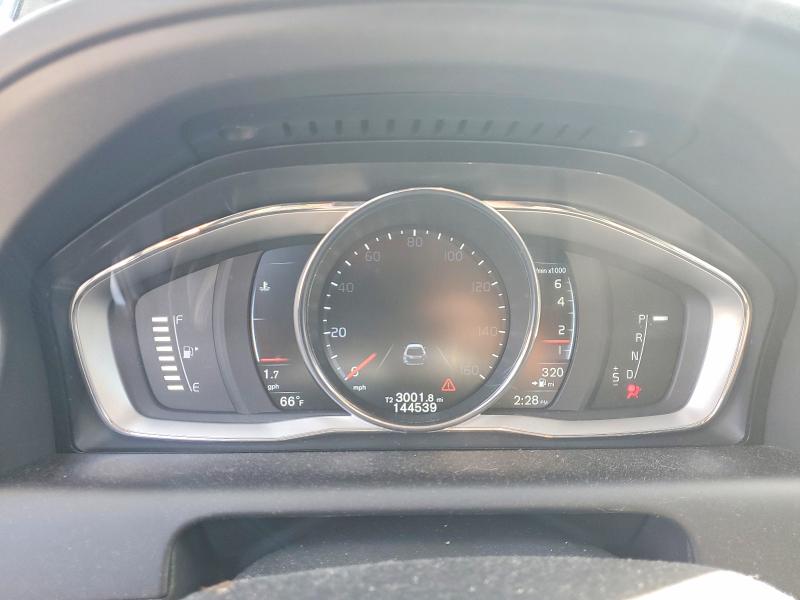 Продажа на аукционе авто 2016 Volvo Xc60, vin: YV4612RK8G2826369, номер лота: 70029636
