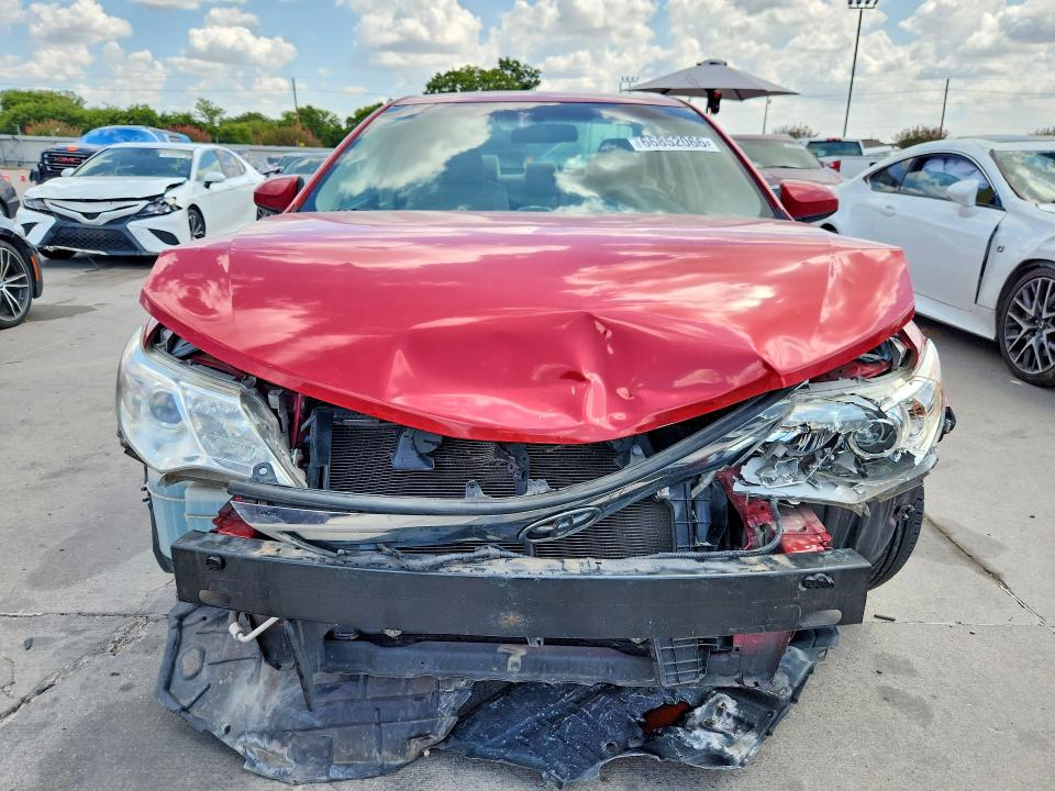 66852066 :رقم المزاد ، 4T1BF1FKXCU531592 vin ، 2012 Toyota Camry مزاد بيع
