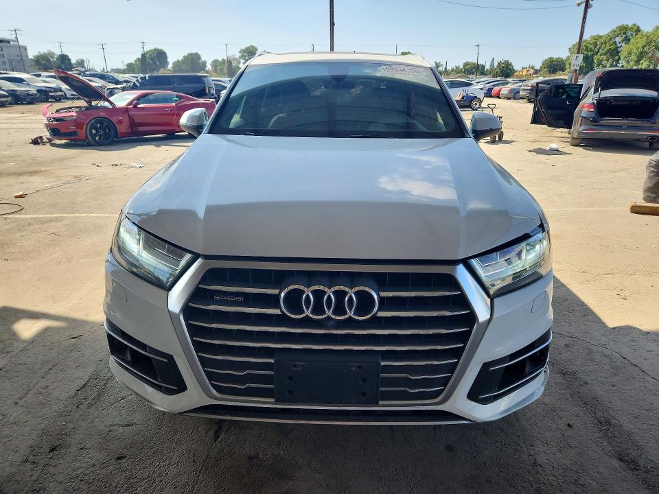 69914356 :رقم المزاد ، WA1VAAF7XHD018937 vin ، 2017 Audi Q7 مزاد بيع