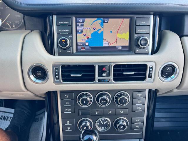 70303636 :رقم المزاد ، SALMF1D43BA337772 vin ، 2011 Land Rover Range Rover مزاد بيع