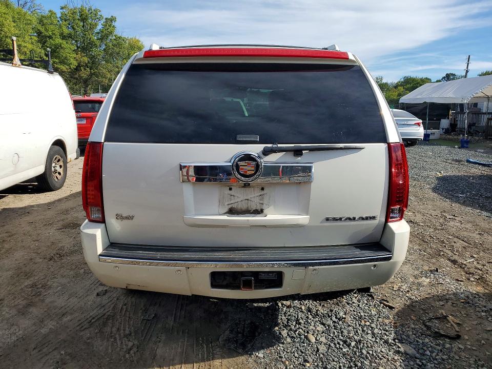 70269356 :رقم المزاد ، 1GYS4BEF7DR243175 vin ، 2013 Cadillac Escalade مزاد بيع