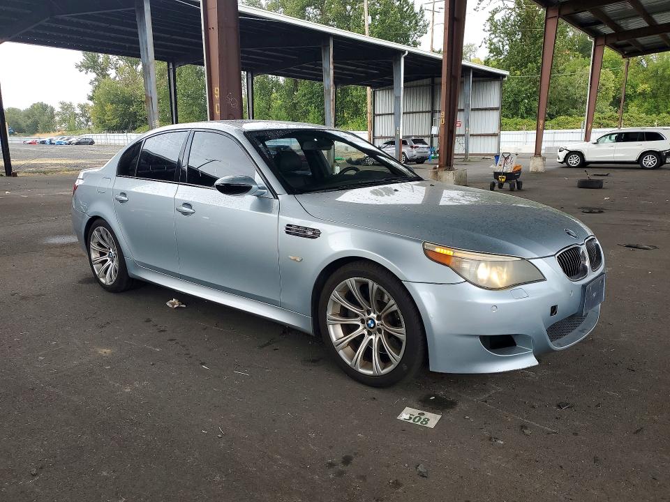 2006 Bmw M5 მანქანა იყიდება აუქციონზე, vin: WBSNB935X6B581315, აუქციონის ნომერი: 67141986