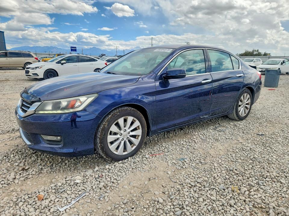 Auction sale of the 2015 Honda Accord, vin: 1HGCR3F81FA030548, lot number: 69384576