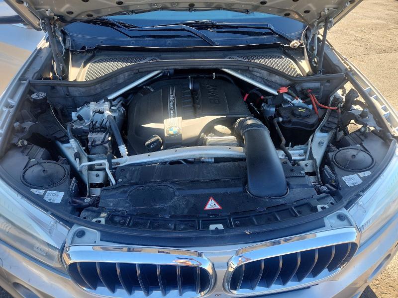 71023926 :رقم المزاد ، 5UXKR0C56F0P12140 vin ، 2015 Bmw X5 مزاد بيع
