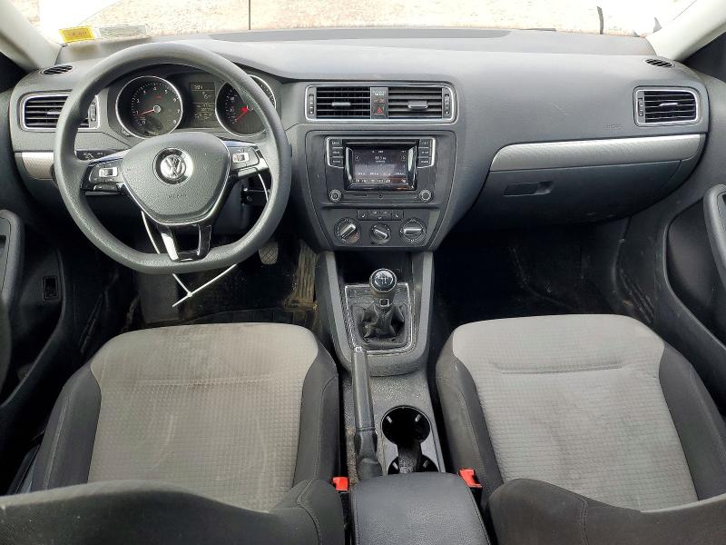 68982726 :رقم المزاد ، 3VW167AJ4HM412141 vin ، 2017 Volkswagen Jetta مزاد بيع