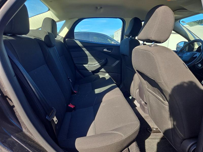 67964876 :رقم المزاد ، 1FADP3F28FL265432 vin ، 2015 Ford Focus مزاد بيع
