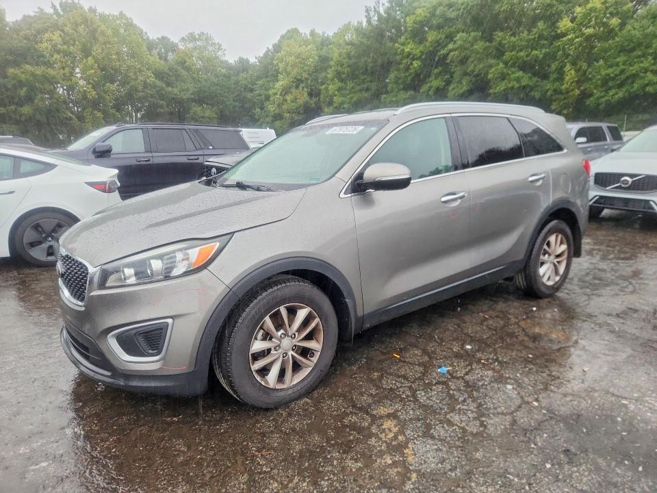 Продажа на аукционе авто 2017 Kia Sorento, vin: 5XYPG4A32HG254650, номер лота: 67975726
