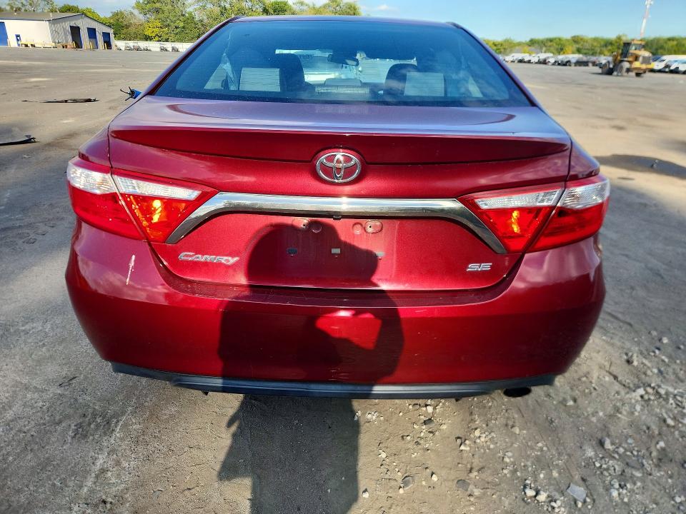 2016 Toyota Camry მანქანა იყიდება აუქციონზე, vin: 4T1BF1FK0GU513589, აუქციონის ნომერი: 69110456